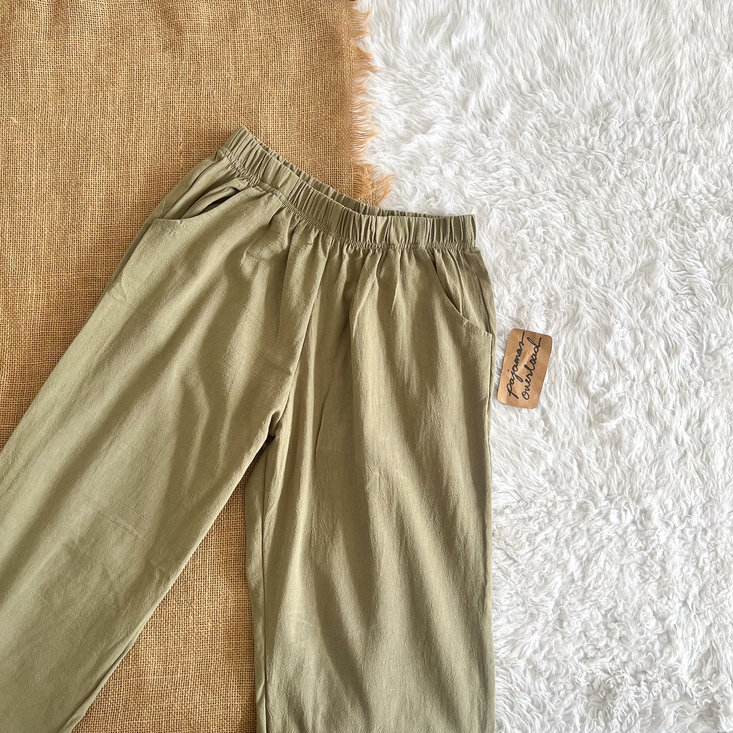 FLOWY PANTS | crumpled flowy pants with pocket | PajamasOverload