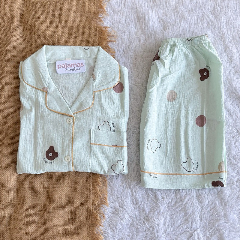 KITTY | bubble/crumpled shortsleeves + shorts sleepwear pajama set | PajamasOverload