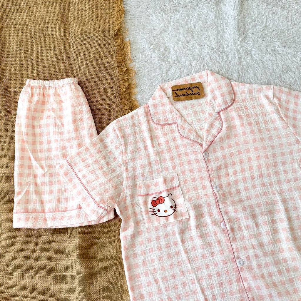 KITTY | bubble/crumpled shortsleeves + shorts sleepwear pajama set | PajamasOverload