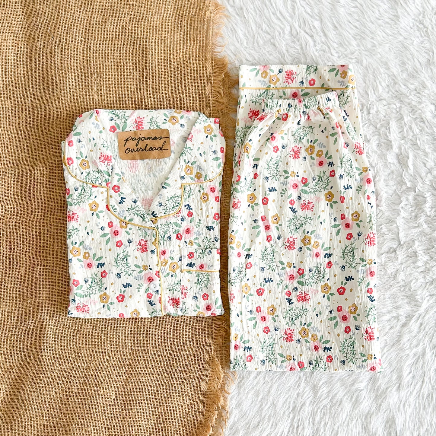 TINA | crumpled shortsleeves top + pants sleepwear pajama set | PajamasOverload