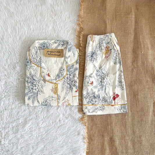 KITTY | bubble/crumpled shortsleeves + shorts sleepwear pajama set | PajamasOverload