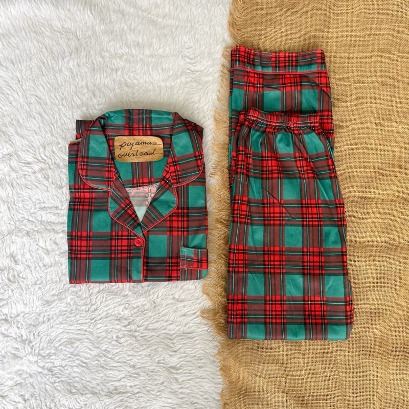 CHRISTMAS BUTTONDOWN FAMILY | polycotton shortsleeves top + pants sleepwear set | PajamasOverload