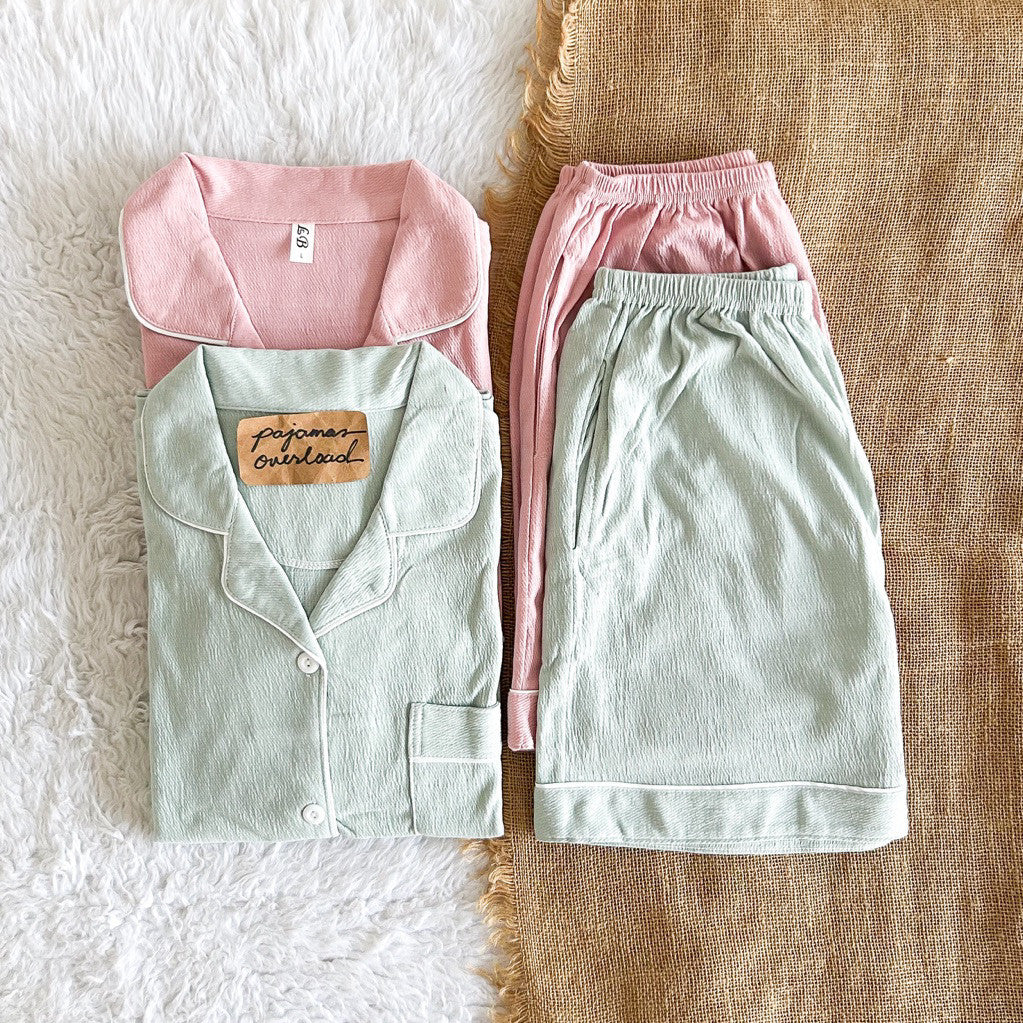 KITTY | bubble/crumpled shortsleeves + shorts sleepwear pajama set | PajamasOverload